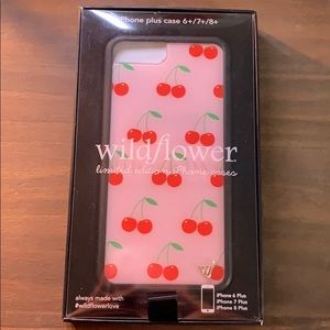 Wildflower cherry case!! 🍒 iPhone 7 Plus case.